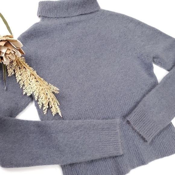 Jou Jou Grey Wool Angora Blend Turtleneck Sweater Womens Med - Picture 10 of 11